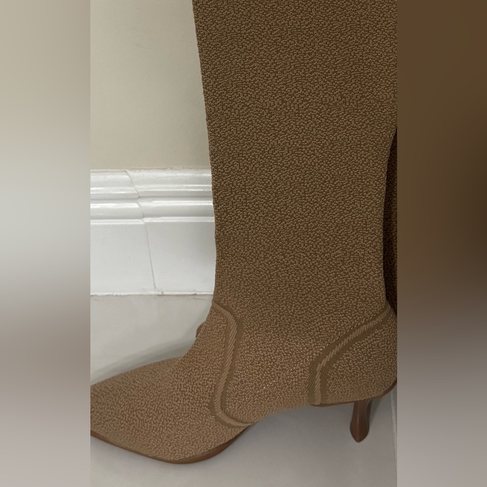 NWOB Cozy Island Knit Sock Boots Camel Pointed Toe Stiletto Heel Size 8 - Picture 11 of 14